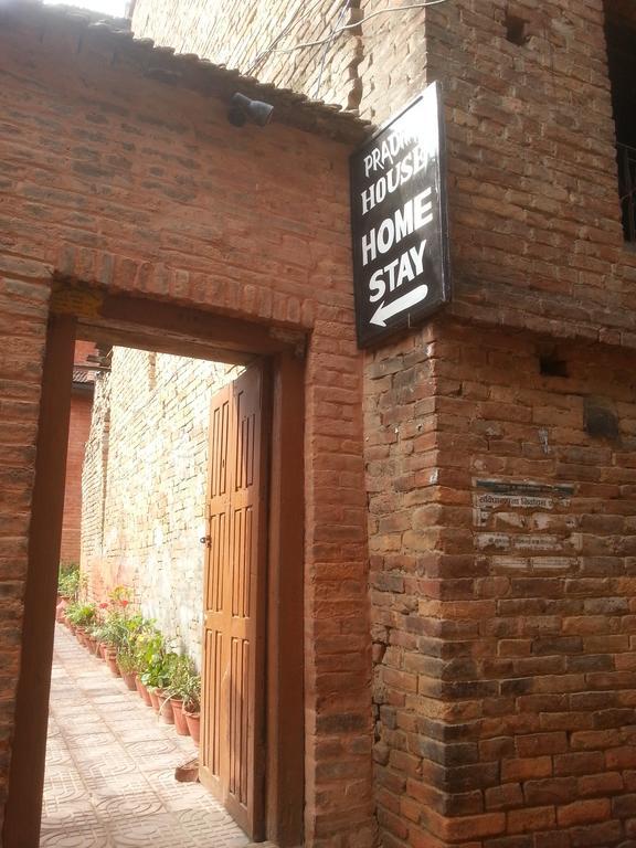 Pradhan House - Home Stay With Garden Bhaktapur Exterior photo
