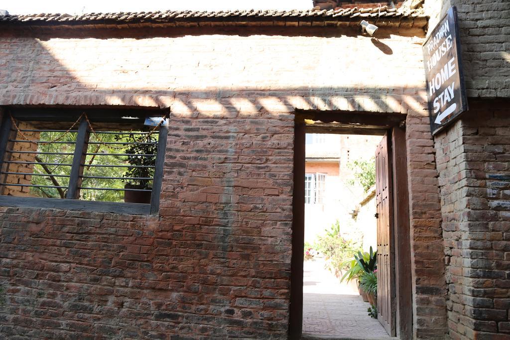 Pradhan House - Home Stay With Garden Bhaktapur Exterior photo