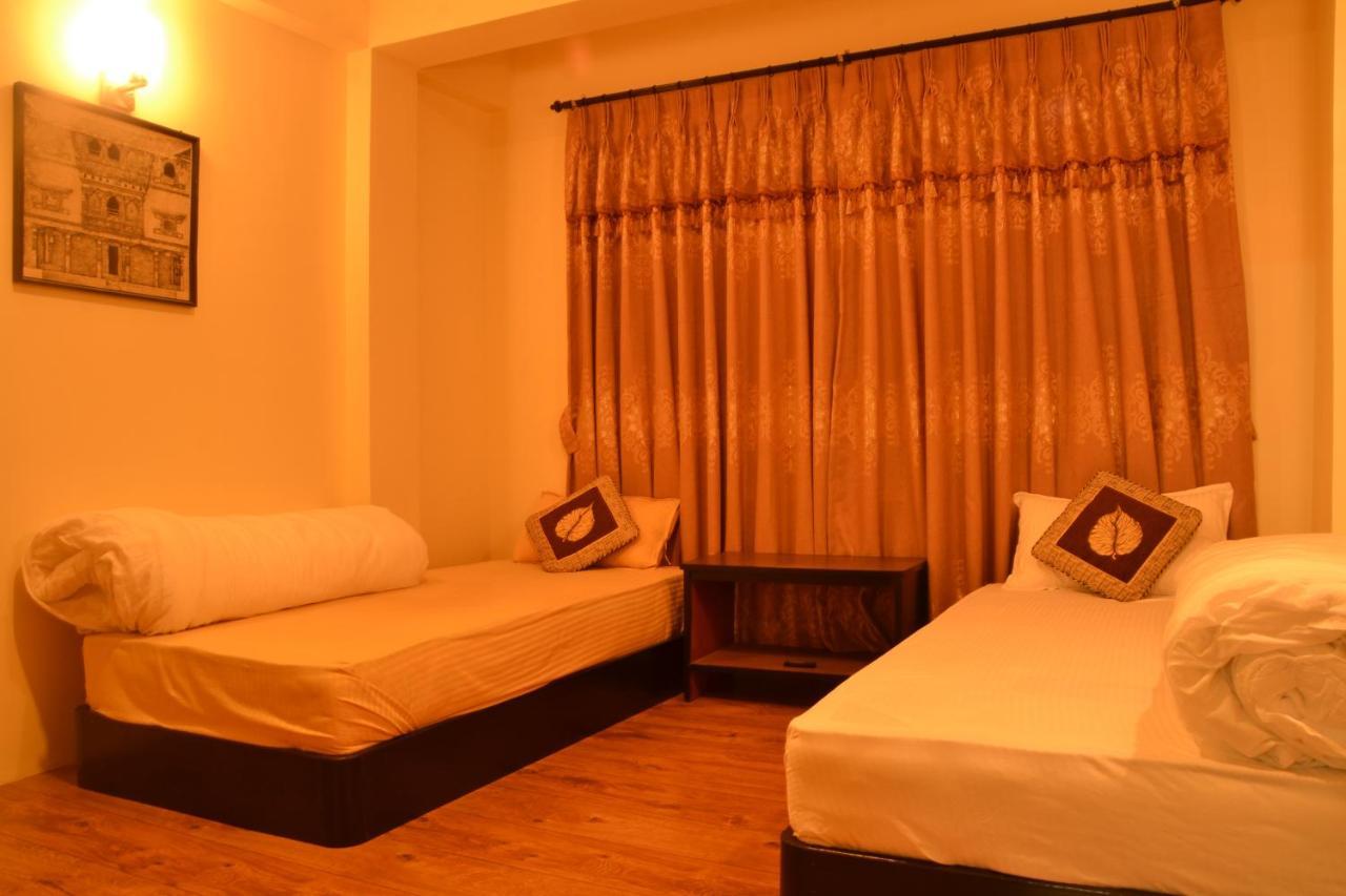 Pradhan House - Home Stay With Garden Bhaktapur Exterior photo